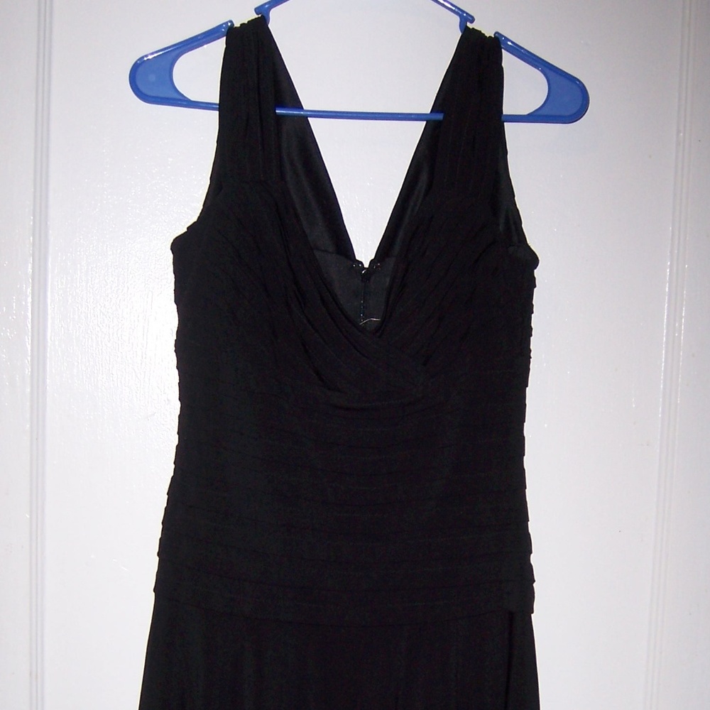 WHBM Sleeveless Dress Sz 6 NWT Black Pleated